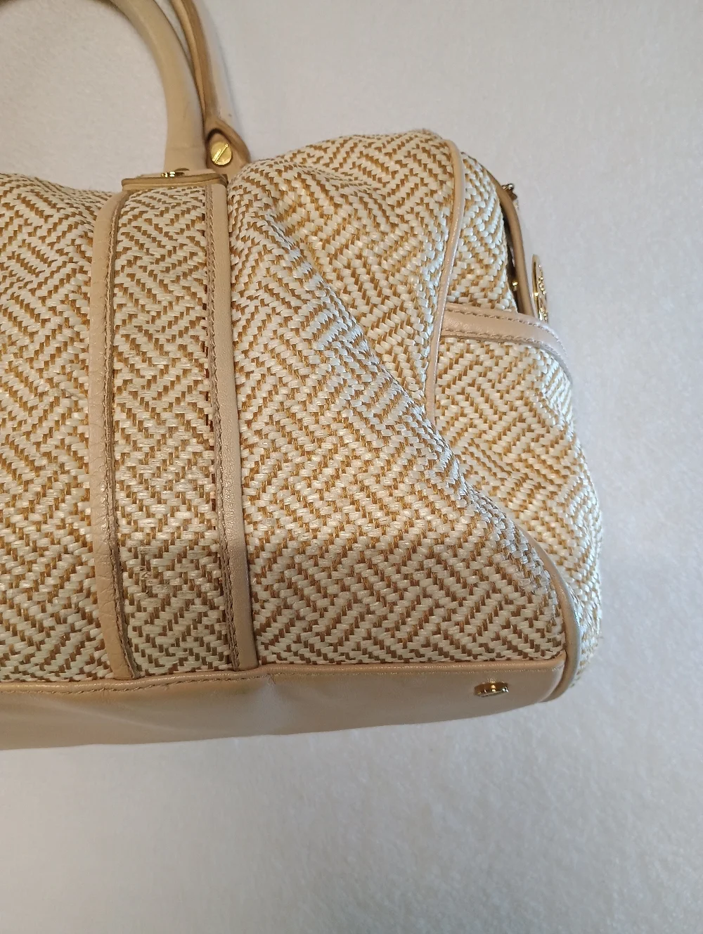 Tory Burch Vintage Woven Beige Weekend Duffel Bag - Unbranded - Picture 2 of 13